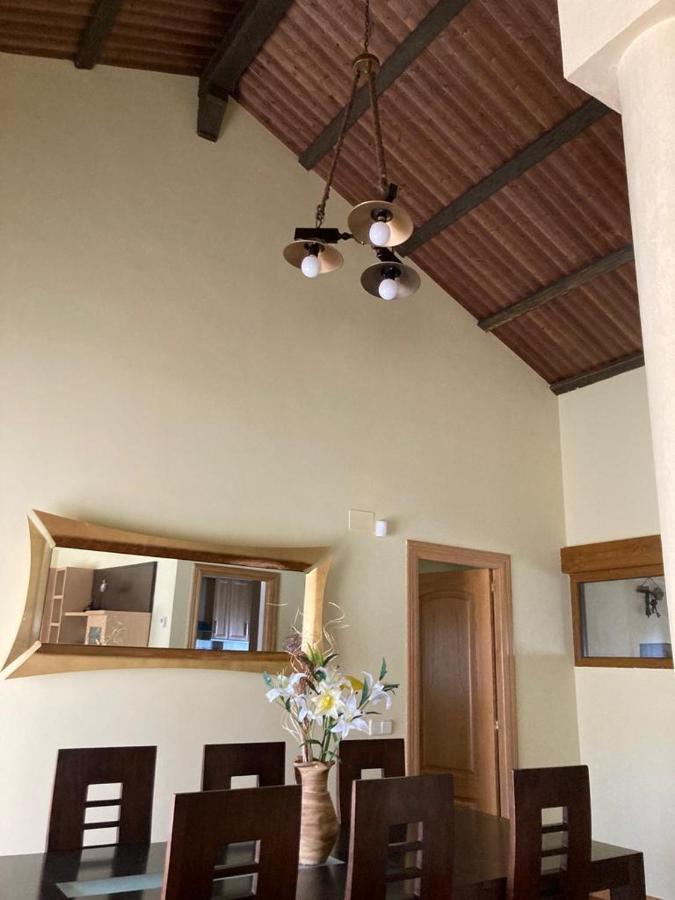 Casa El Descanso Ortigosa Del Monte Luaran gambar